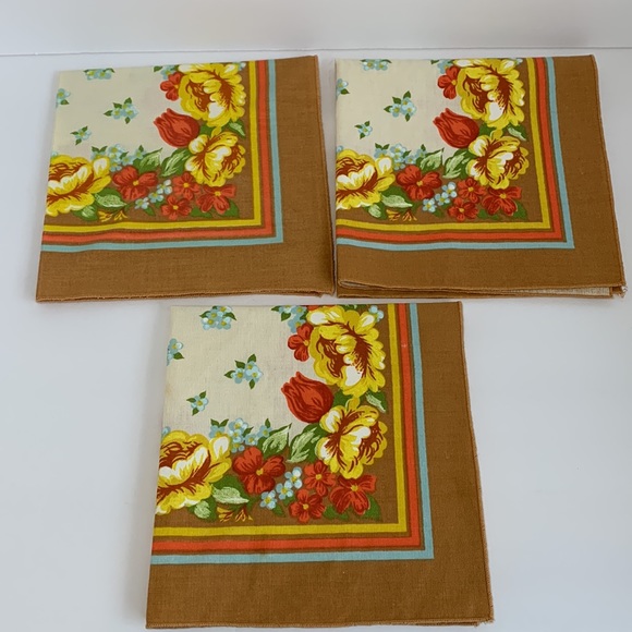 VTG Cloth Napkins Set of 6 Cloth Floral and Stripes 60โs-70โs Colors on Cream - Picture 5 of 13